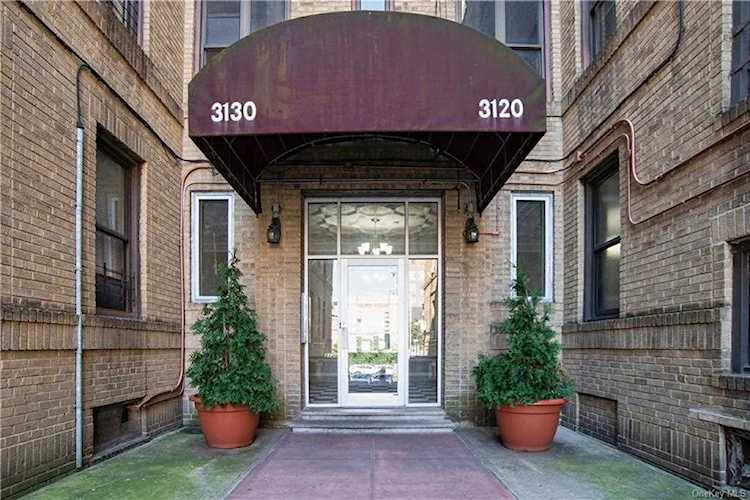 239 Naple Terrace Bronx, NY 10463