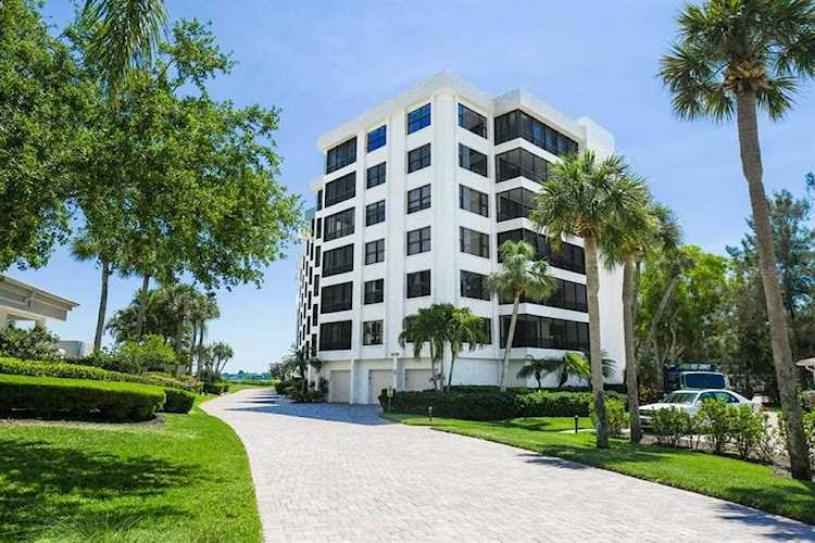 8735 Midnight Pass Rd #404B Sarasota, FL 34242