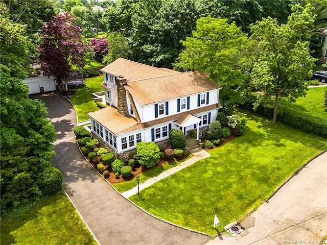 93 Rockledge Drive Stamford, CT 06902