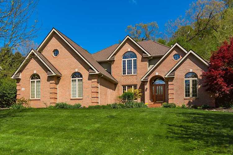 383 Glyn Tawel Drive Granville, OH 43023