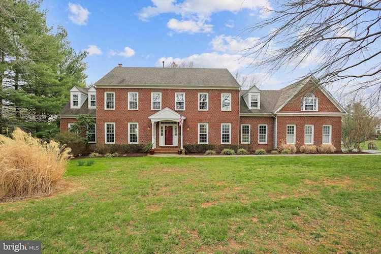 9136 Goshen Valley Dr Laytonsville, MD 20882