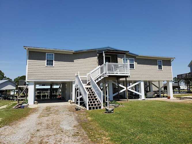15 D Drive Chocowinity, NC 27817