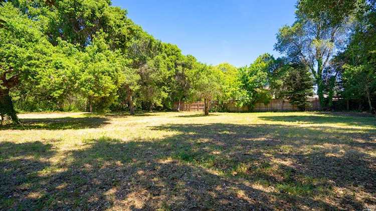 1721 Novato Boulevard Novato, CA 94947