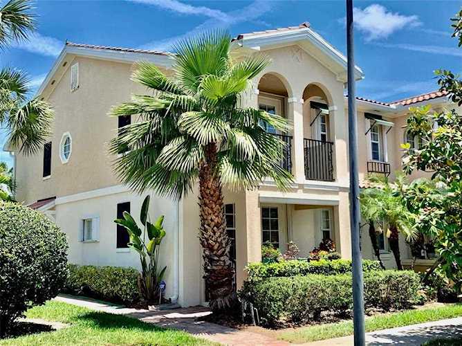 5377 Cambiago St Sarasota, FL 34238