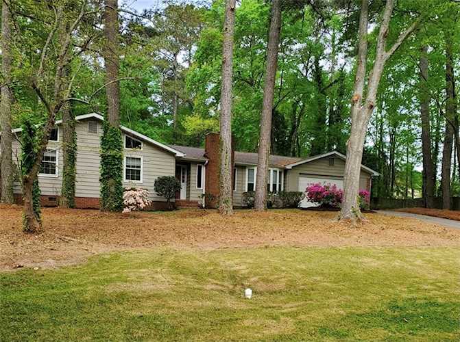 160 John Christopher Dr Alpharetta, GA 30009