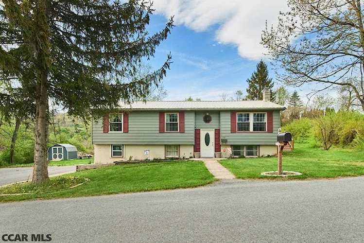 731 Lamb Street W Bellefonte, PA 16823 | home for sale | KBB Photo 1