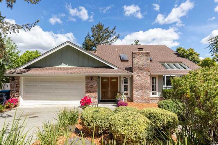 826 Schuman Lane Petaluma, CA 94952