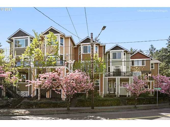 6518 SW Capitol Hwy Portland, OR 97239