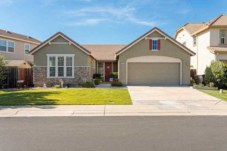 5623 Loyalty Way Elk Grove, CA 95757