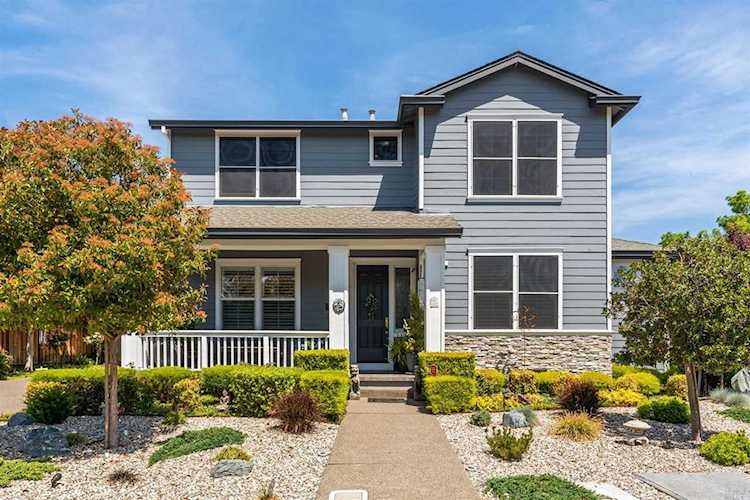 129 Ferrero Drive Healdsburg, CA 95448