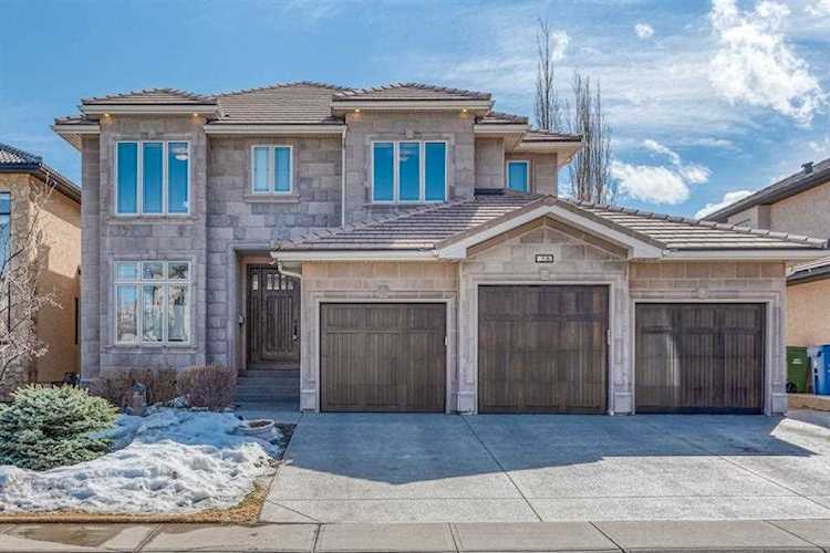 58 Hamptons Manor NW Calgary, AB T3A 6K1