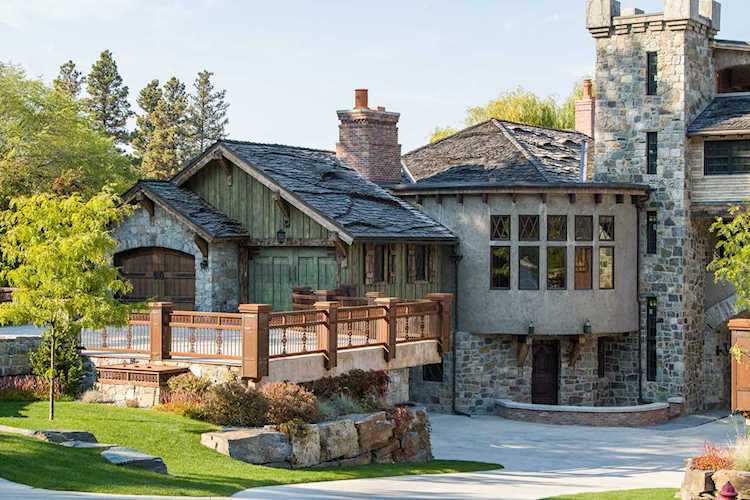 20 Bear Dance Village Bigfork, MT 59911