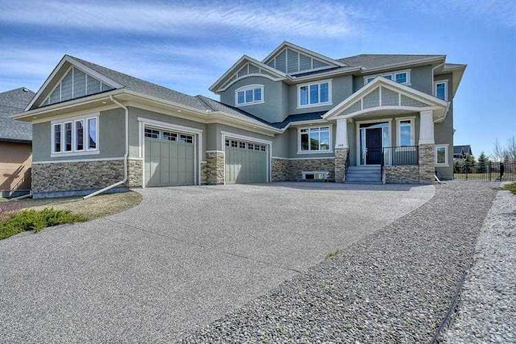 409 Silverado Ranch Manor SW Calgary, AB T2X 0V2