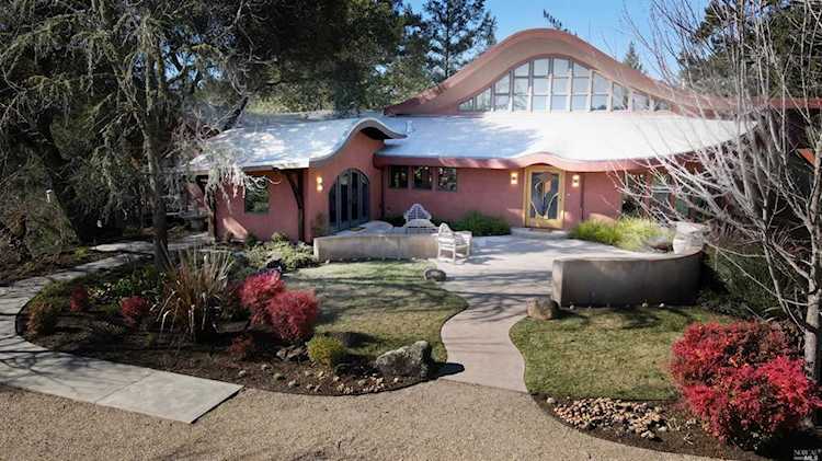 23290 Walling Road Geyserville, CA 95441