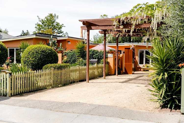142 Dechene Sonoma, CA 95476