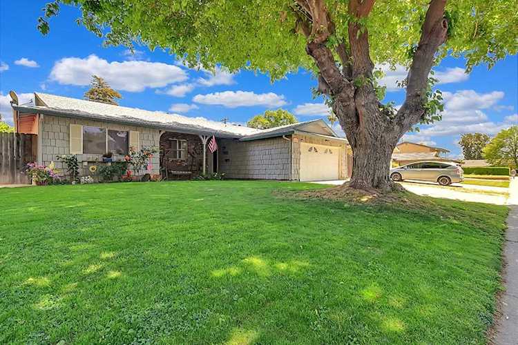 2275 La Grama Drive Rancho Cordova, CA 95670