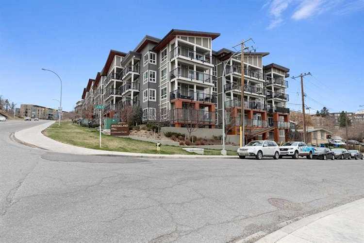 510 Edmonton Trl NE #210 Calgary, AB T2E 3H1