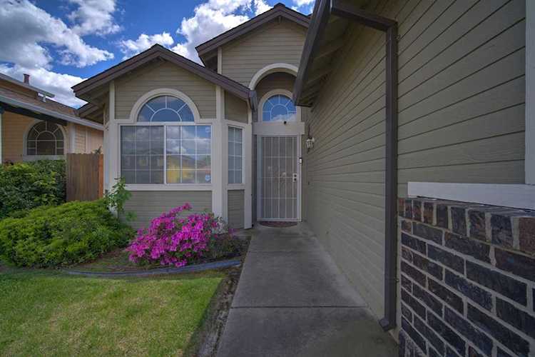 8529 Shadow Crest Circle Antelope, CA 95843