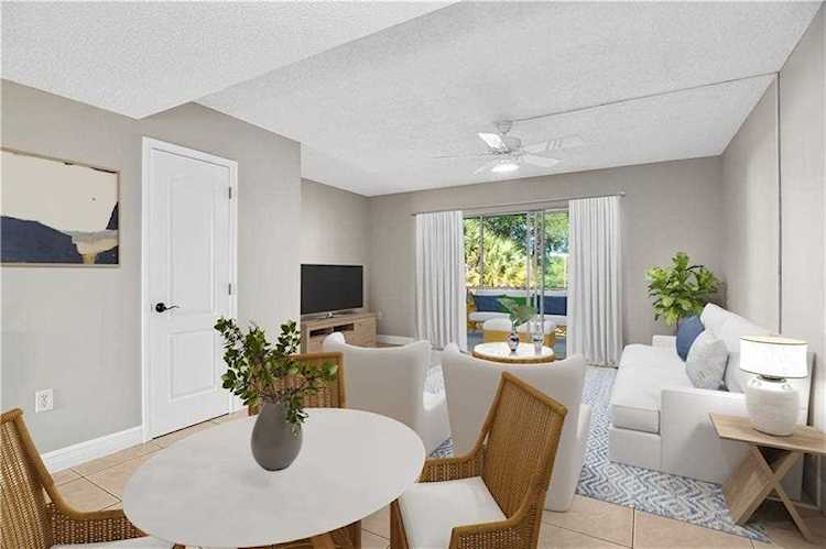 1901 Indian River Blvd Vero Beach, FL 32960