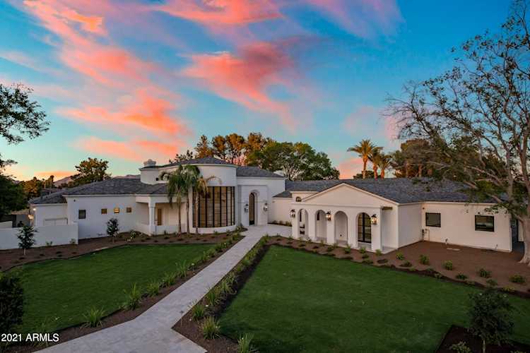 6042 E Via Los Caballos Paradise Valley, AZ 85253
