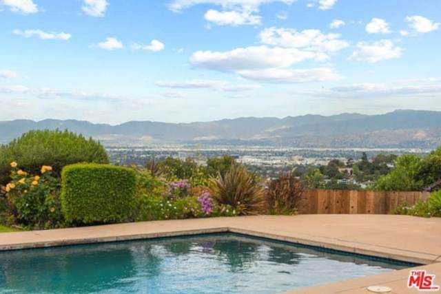 11457 Dona Evita Dr Studio City, CA 91604
