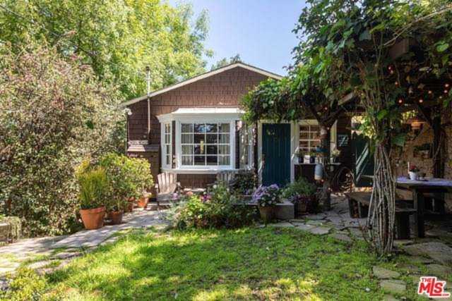 2133 Ewing St Los Angeles, CA 90039