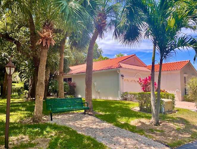 17293 Antigua Point Way Boca Raton, FL 33487