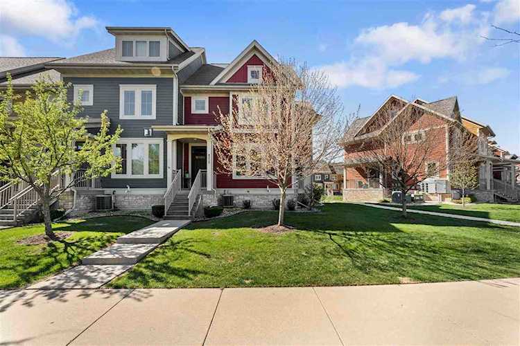 8215 Flagstone Dr #A Madison, WI 53719