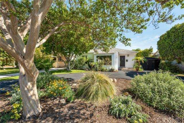 14318 Collins St Sherman Oaks, CA 91401