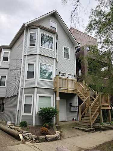 1115 W Newport Ave #1R Chicago, IL 60657