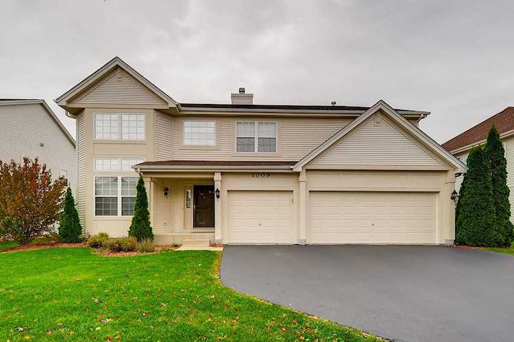 1009 S Butterfield Ln Round Lake, IL 60073