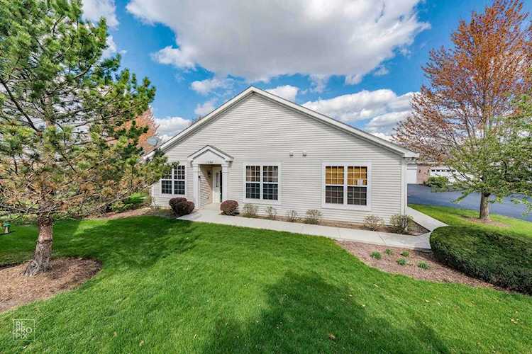 1544 Ludington Circle Romeoville, IL 60446