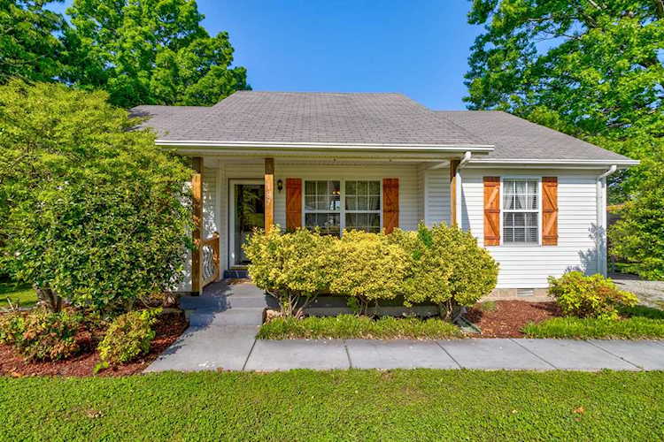 187 Center St La Vergne, TN 37086