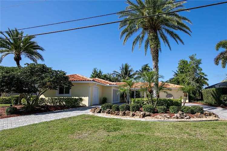 357 S Shore Dr Osprey, FL 34229