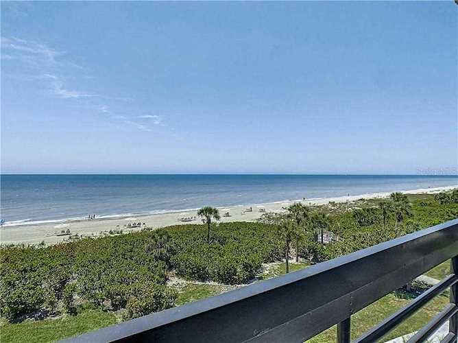 1055 Gulf of Mexico Dr #306 Longboat Key, FL 34228