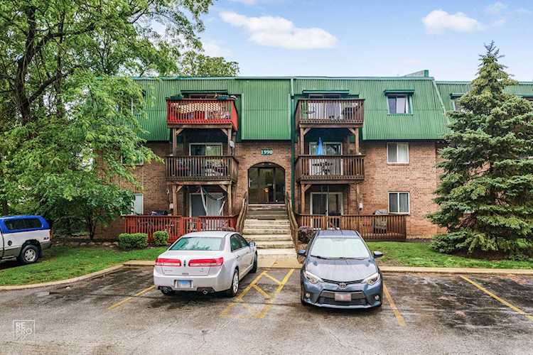 1990 Tall Oaks Dr #3B Aurora, IL 60505