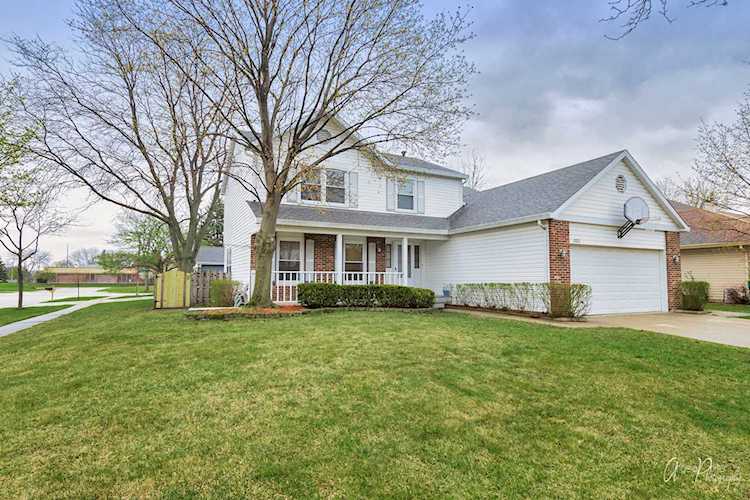 1011 Hilldale Ln Buffalo Grove, IL 60089