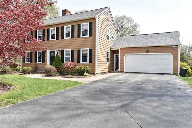 1620 High Hawk Rd East Greenwich, RI 02818