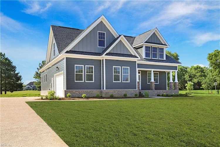 125 Green Spring Dr Suffolk, VA 23435