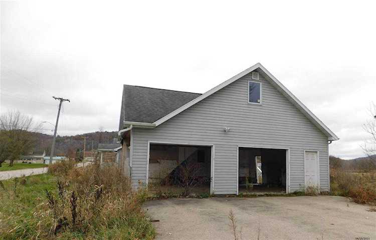S717 Sveum Ridge Rd Coon, WI 54623