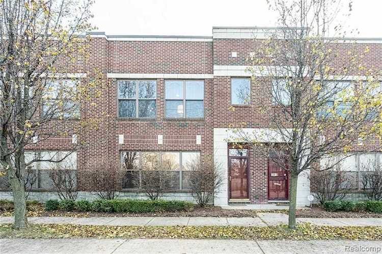 84 W Bethune St Detroit, MI 48202