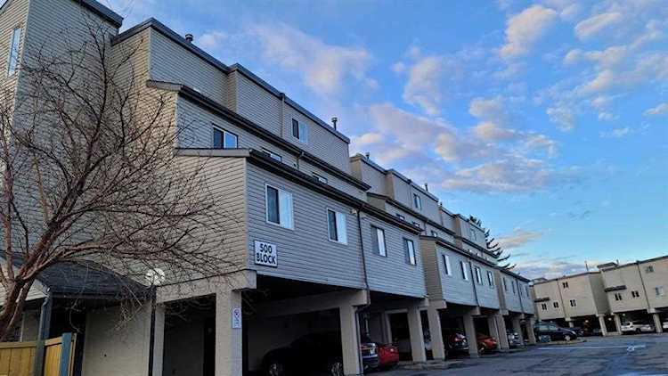 1540 29 St NW #503 Calgary, AB T2N 4M1