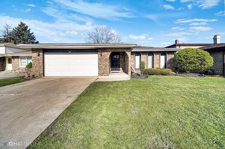 15633 Cornell Ave Dolton, IL 60419