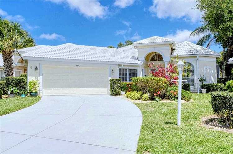 4175 Corte La VISTA Sarasota, FL 34238