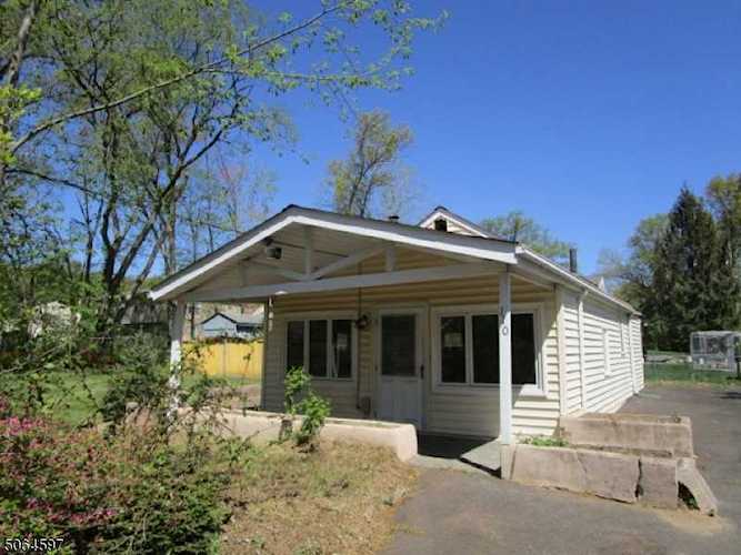110 Hawkins Ave Parsippany-Troy Hills Twp., NJ 07054