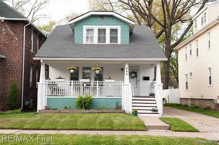 445 E Cambourne St Ferndale, MI 48220 | MLS 2210031691 Photo 1