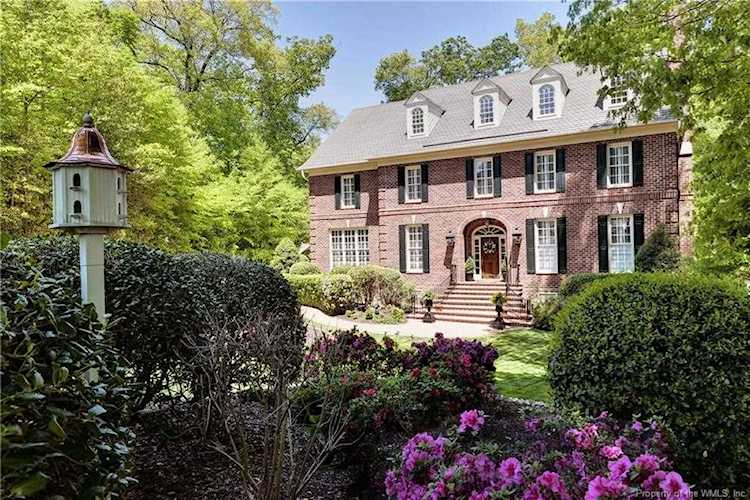 100 Sparks Ct Williamsburg, VA 23185