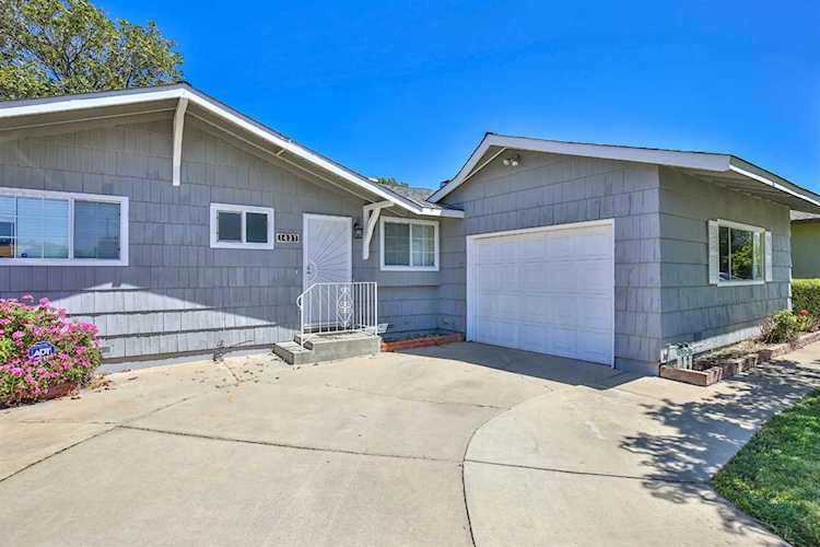 1437 63rd Avenue Sacramento, CA 95822