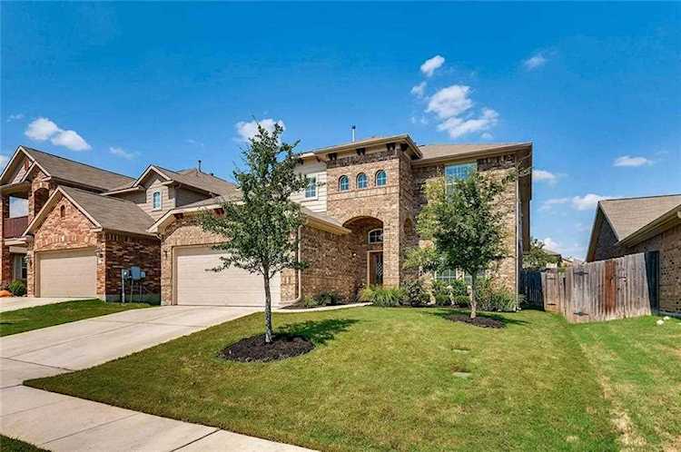 176 Pond View PASS Buda, TX 78610