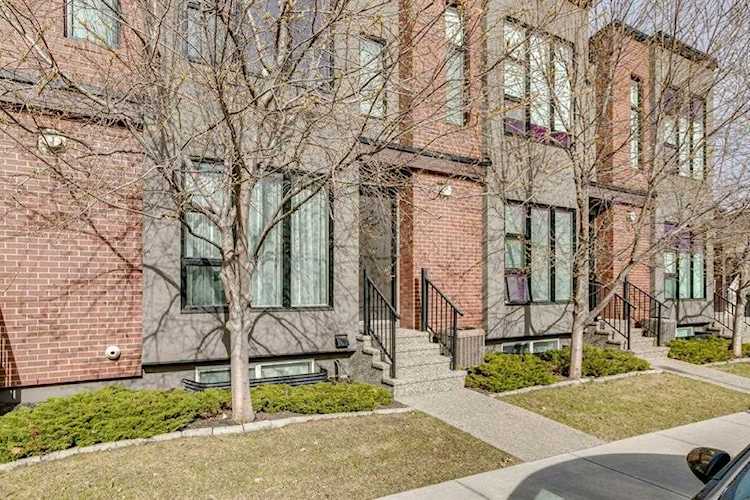 3707 20 St SW Calgary, AB T2T 5P2